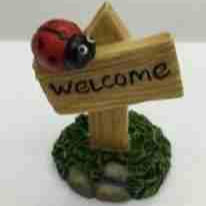 Artpark Miniature Welcome Ladybug Sign APM67